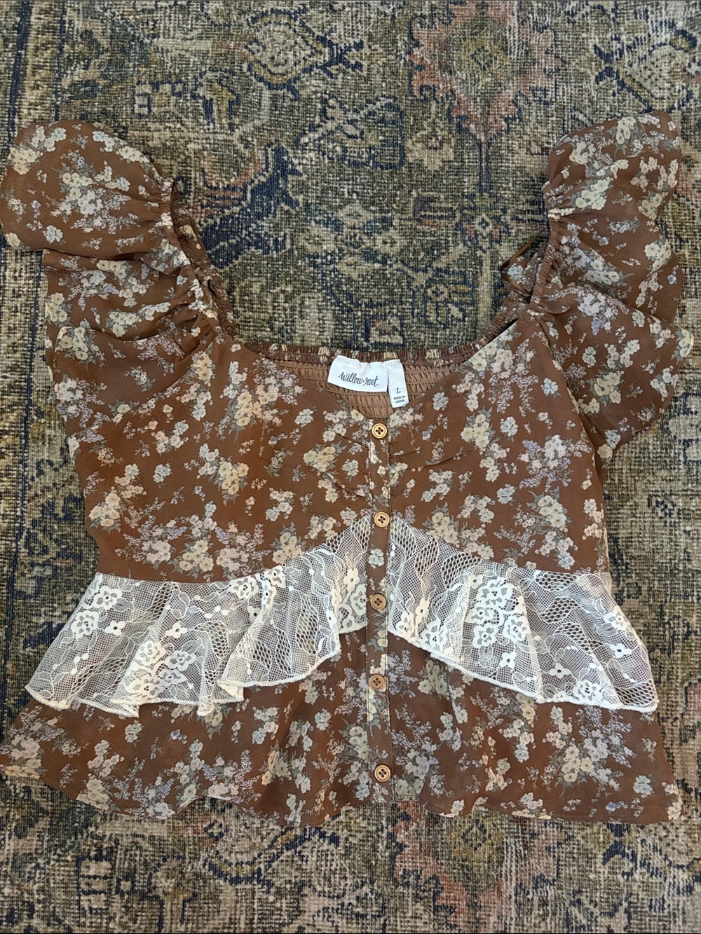 Willa & Co. Brown Floral Lace-Trim Puff Sleeve Blouse